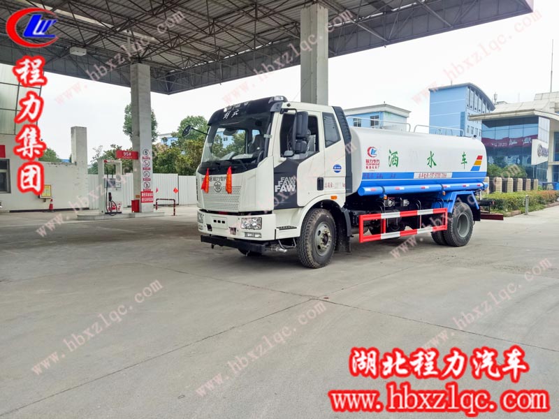 2019/06/27/，胡總在程力集團(tuán)自提一輛14方解放J6灑水車，單號(hào)：25199/70129