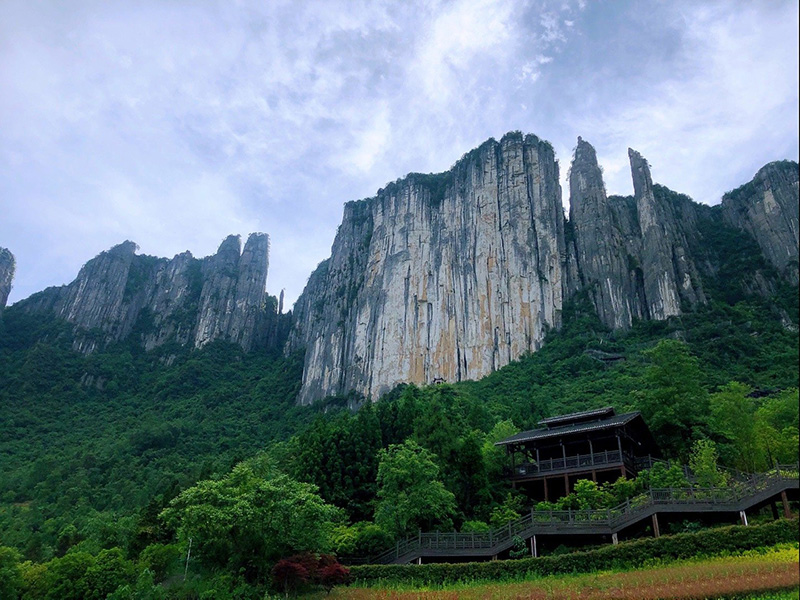 程力集團小編給大家做一個湖北省內(nèi)旅游攻略，帶上小伙伴來一場說走就走的旅游吧！