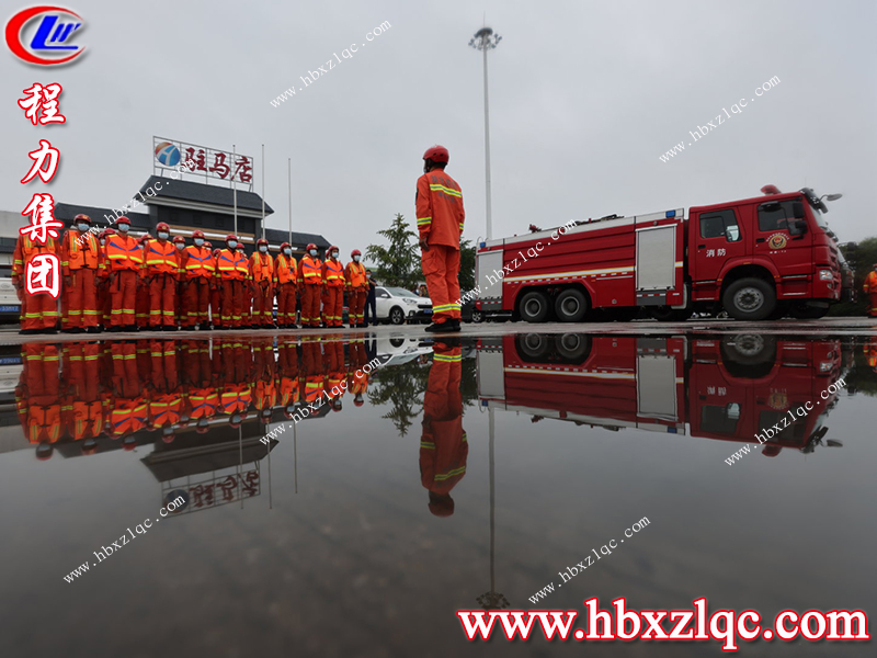 面對暴雨來臨，鄭州是一所溫暖的城市，困境中大家共同守望度難